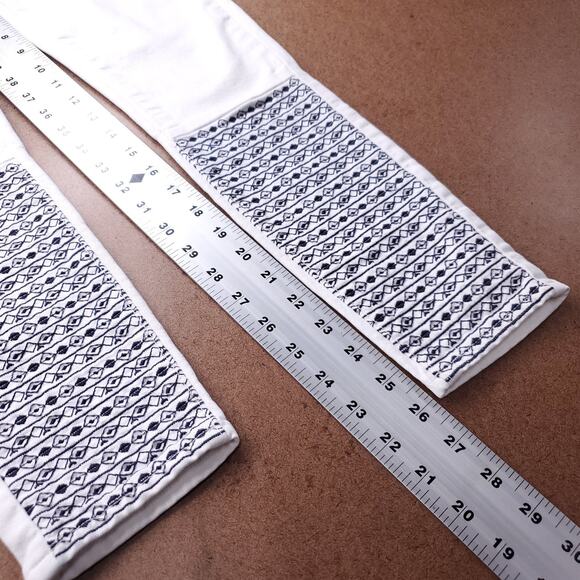 Paige Verdugo Ankle Jeans Women’s 26 White Wash Skinny Stretch Embroidered Denim - Picture 7 of 12